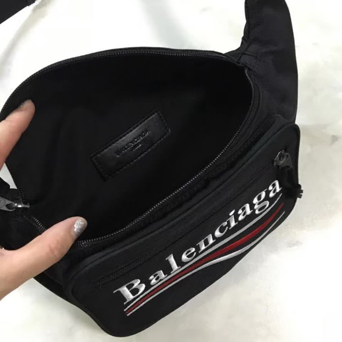 BALENCIAG巴黎世家 帆布胸包 腰包 簡約兩用包   BL1386